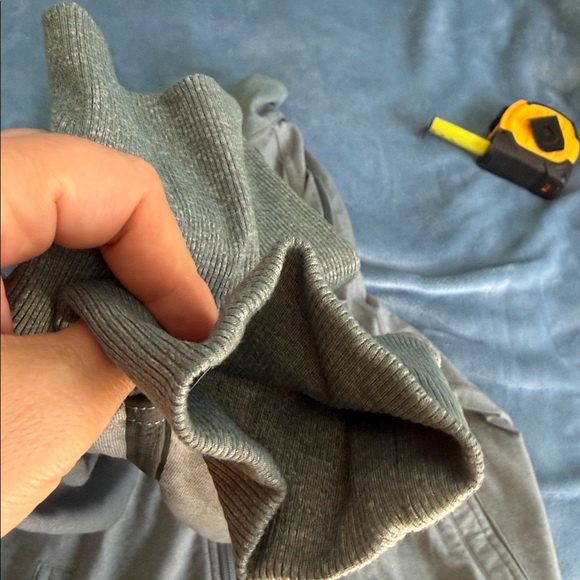 Lululemon jacket - Picture 6 of 6